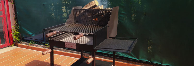 Holzgrills