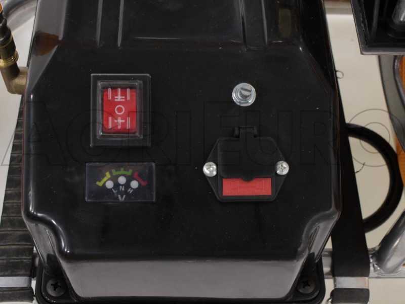 Elektro Membranpumpe auf Wagen mit Akku GeoTech SP 520 E