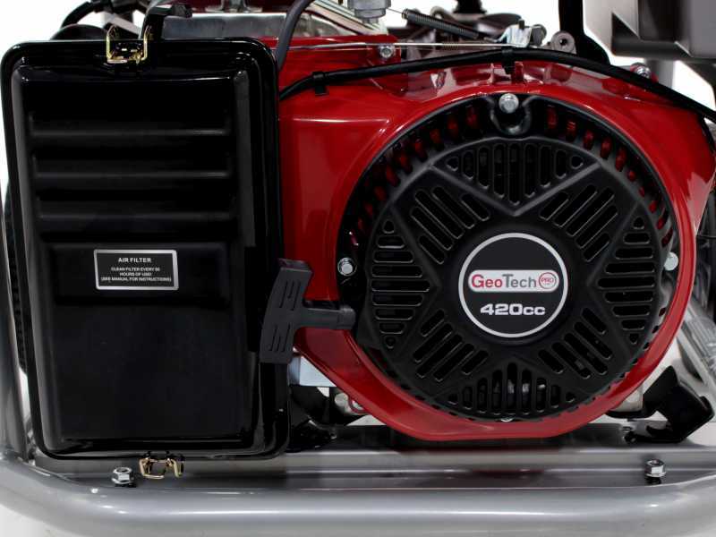 GeoTech Pro GGP 8000-3 - Benzin-Stromerzeuger mit R&auml;dern und AVR-Regelung 6.6 kW - Dauerleistung 6 kW - 400V