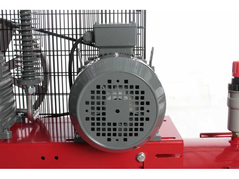 Airmec CR 204 K18+C TP - Kompressor mit Riemenantrieb - 400V Elektromotor - Tank 200 lt