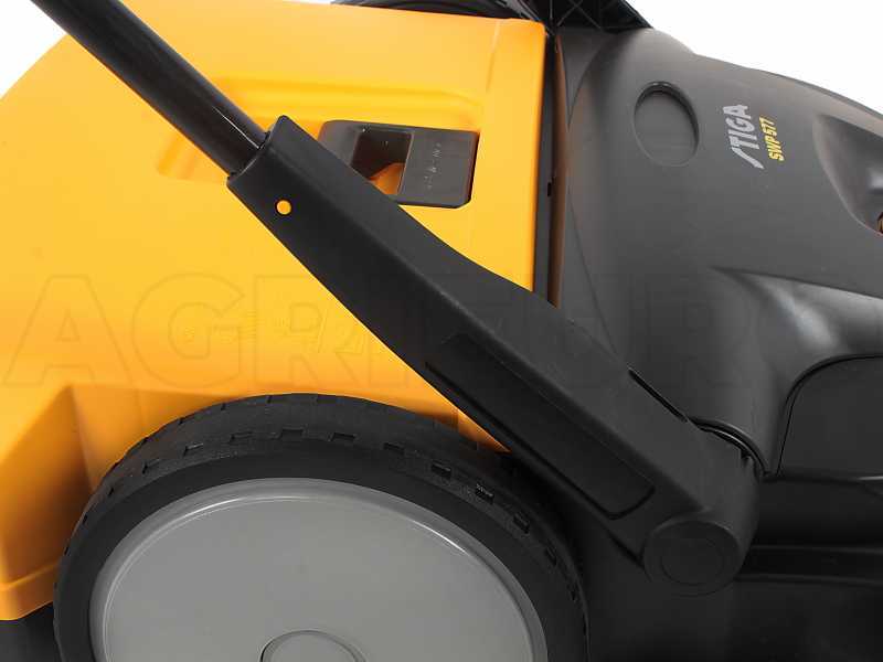 Stiga SWP 577 - Handkehrmaschine ohne Antrieb - mit Fangkorb