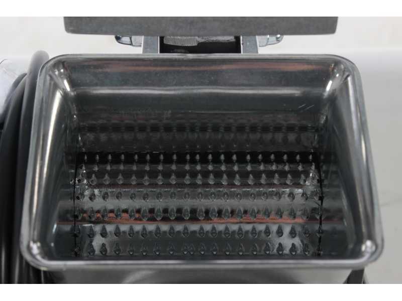 Luxor - Elektrische Tisch-K&uuml;chenreibe aus Aluminiumdruckguss - Inverter Funktion - 250 W