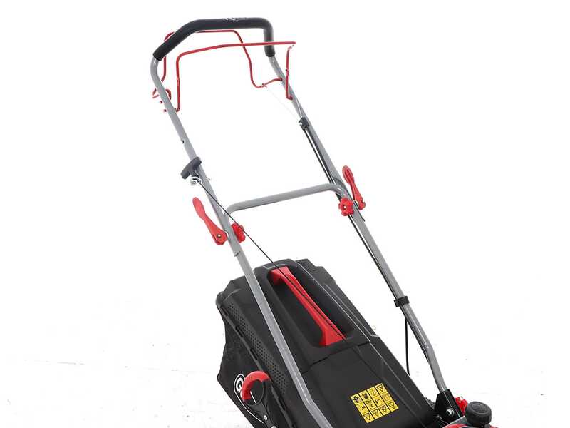 Benzinrasenm&auml;her GeoTech Pro S46-140BG mit Radantrieb - 2in1: Auffangen + Heckauswurf