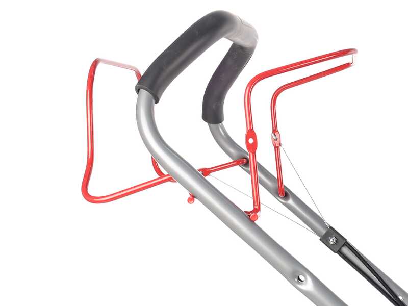 Benzinrasenm&auml;her GeoTech Pro S46-140BG mit Radantrieb - 2in1: Auffangen + Heckauswurf