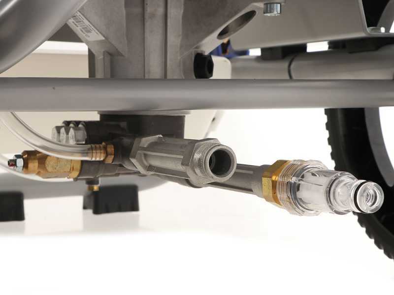 Benzin Hochdruckreiniger Annovi &amp; Reverberi AR 1425 mit Benzinmotor RATO EHRV170 6PS