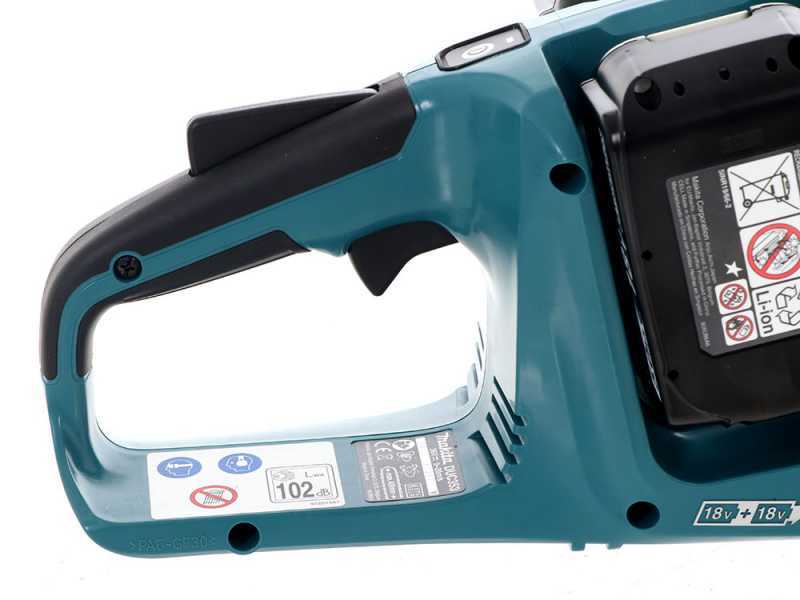 Akku Kettens&auml;ge Makita DUC353Z - 2 Akkus 5Ah 18V und Akkuladeger&auml;t im Lieferumfang