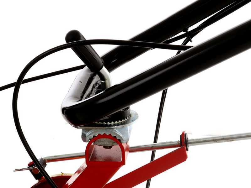 Schwere Motorhacke (11 PS) Diesse DS84 mit Dieselmotor Lombardini/Kohler KD15-440E536