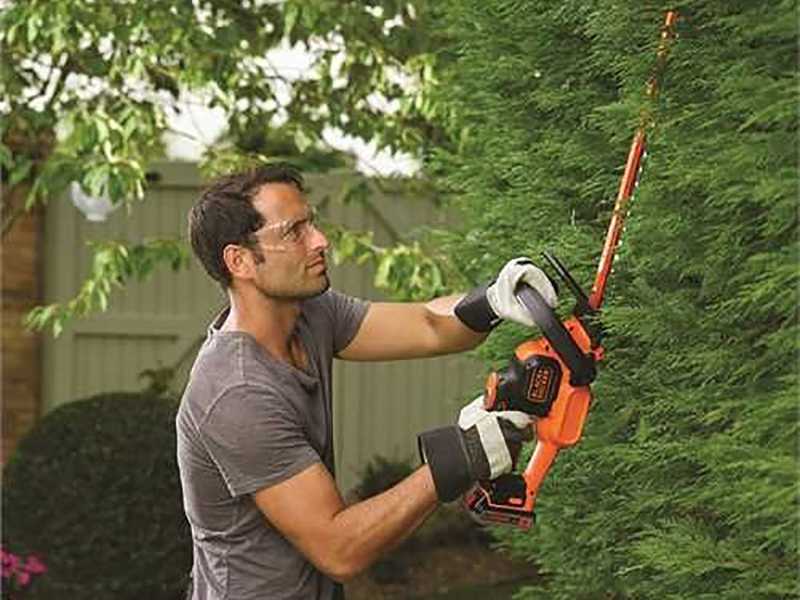 Akku Heckenschere Black &amp; Decker GTC18502PC-QW 18V - Akku 2 Ah - Schwert 50 cm