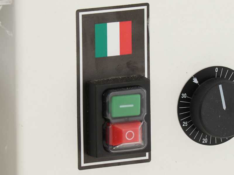 Spiralknetmaschine Seven Italy GH 15 - 400 V - Mit R&auml;dern und Zeitschaltuhr