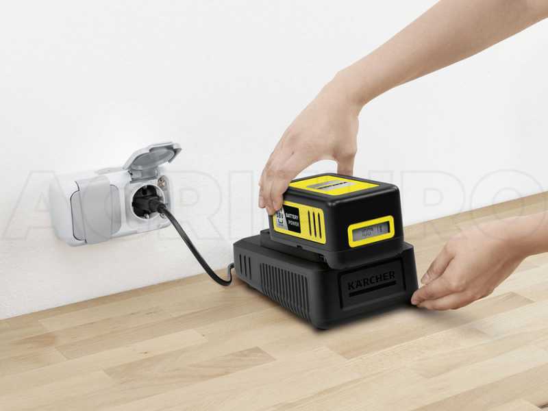 Starter Kit Ladeger&auml;t und Akku Karcher 18 V 5 Ah