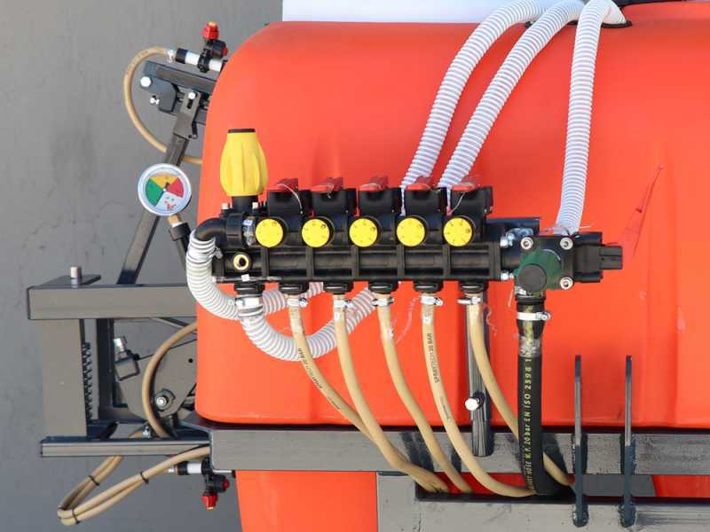 DAL DEGAN MANDA EXTRA 400 L - Feldspritze f&uuml;r Traktor &ndash; 10 Meter Spritzgest&auml;nge - Pumpe YP70