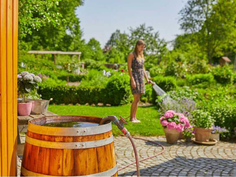 Regenfasspumpe Gardena 4700/2 Inox Automatic - 550 W