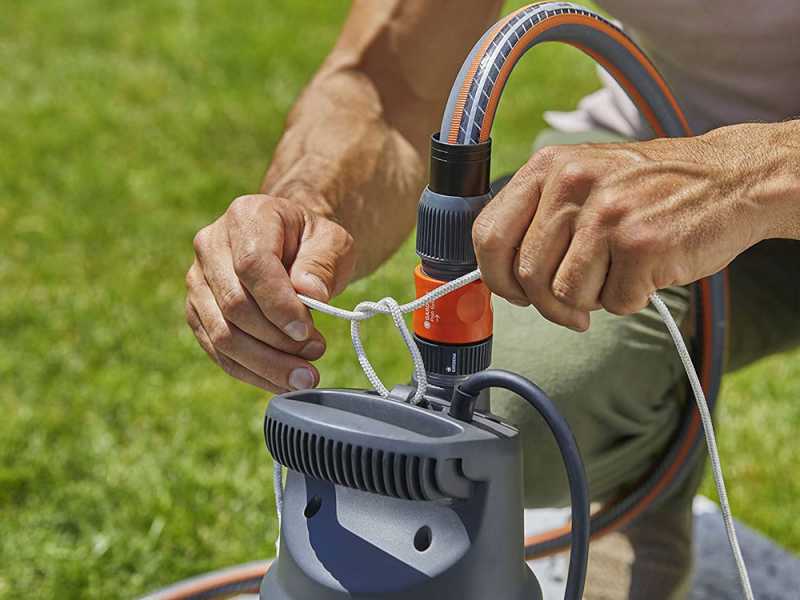 Gardena 5900/4 Inox Automatic - Tauch-Druckpumpe - f&uuml;r Klarwasser - 900 W
