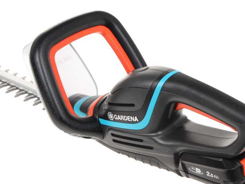 Gardena ComfortCut P4A 60/18V - Heckenschere mit Lithium-Akku 18V/2.5Ah - Schwert 60 cm