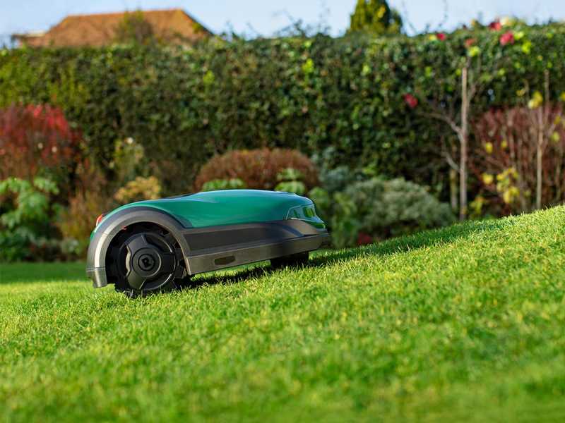 M&auml;hroboter Robomow RK 2000 PRO - mit Li-Ionen Akku