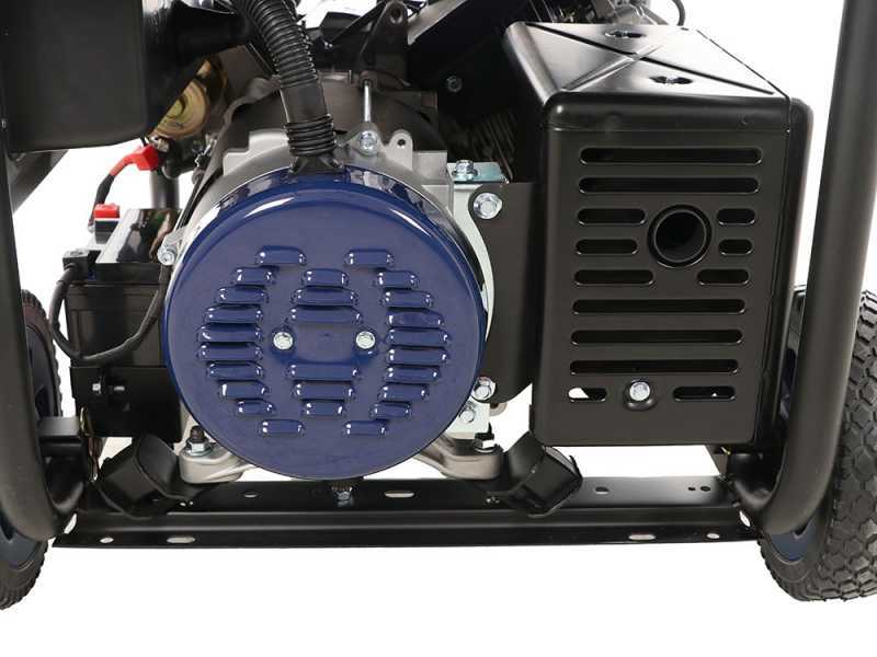 BullMach AMBRA 12000 E - Benzin-Stromerzeuger mit R&auml;dern und AVR-Regelung - 8.5 kW - Dauerleistung 7.8 kW - 230V