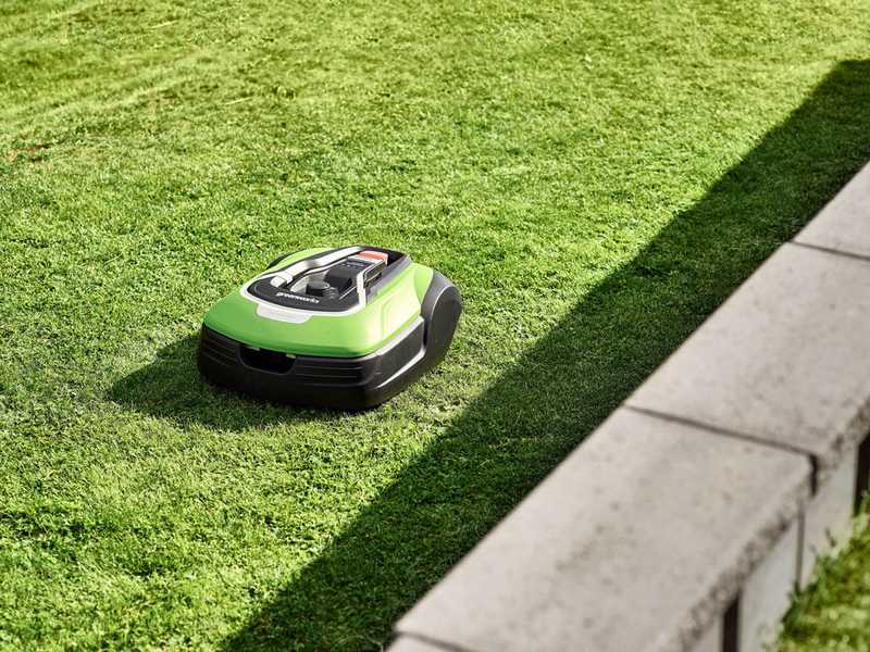 M&auml;hroboter Greenworks OPTIMOW 10 GRL110 - mit Begrenzungskabel