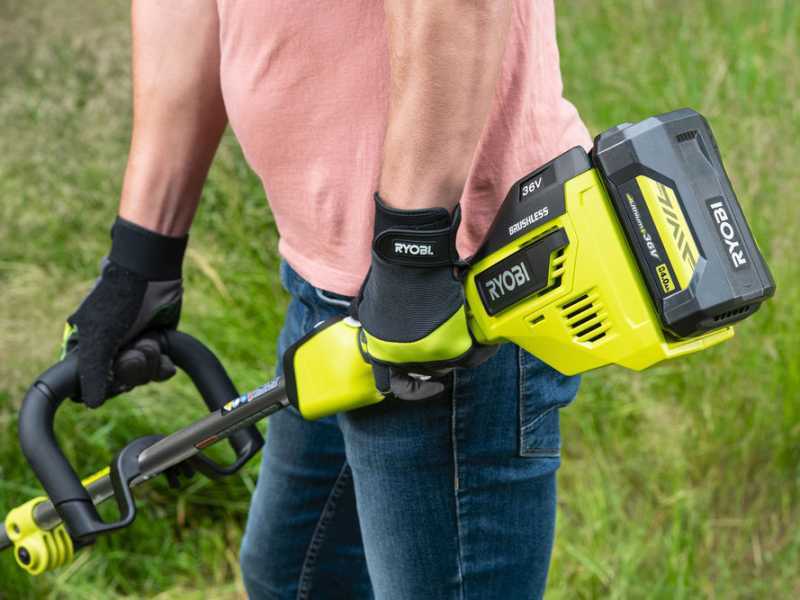 Ryobi RY36ELTX33A-0 - Akku-Freischneider - MAX POWER 36V - Schnittdurchmesser 28-33mm - AKKU UND LADEGER&Auml;T NICHT ENTHALTEN
