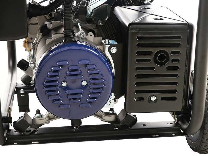 BullMach AMBRA 6500 - Benzin-Stromerzeuger auf R&auml;dern mit AVR-Regelung  5.5 kW - Dauerleistung 5 kW - 230V