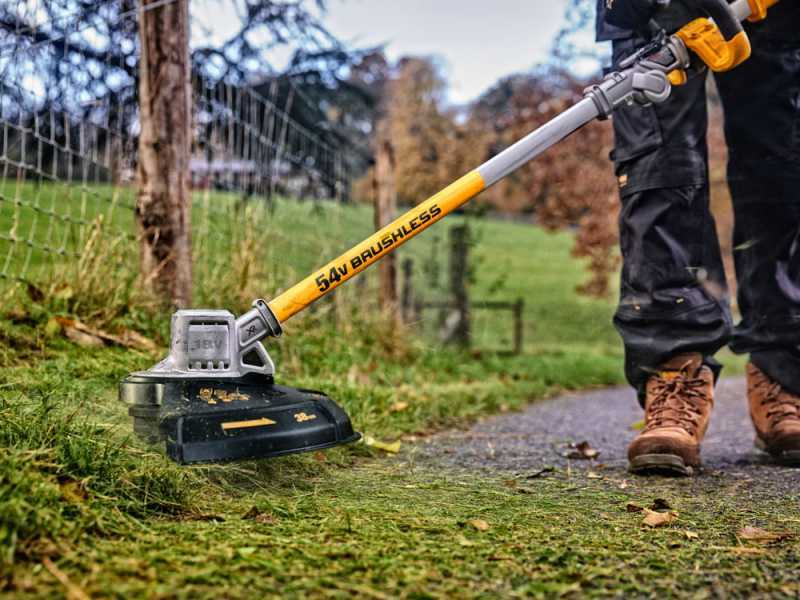 DeWalt DCMST561P1-QW - Akku-Rasentrimmer - 18 V 5.0 Ah Li-Ion