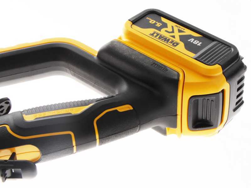 Akku-Hochentaster mit Verl&auml;ngerung DeWalt DCMPS567P1-QW  - 18V - 5AH