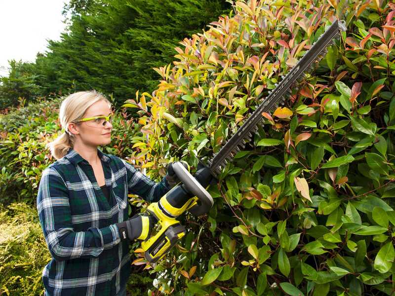 Akku-Heckenschere RYOBI RHT36B61R - MAX POWER 36V - 2Ah - Messer 60cm - AKKU UND LADEGER&Auml;T NICHT IM LIEFERUMFANG