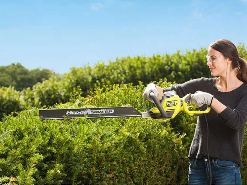 RYOBI RHT8165RL - Elektrische Heckenschere 800W - Schwert 65 cm - 34 mm Schnitt