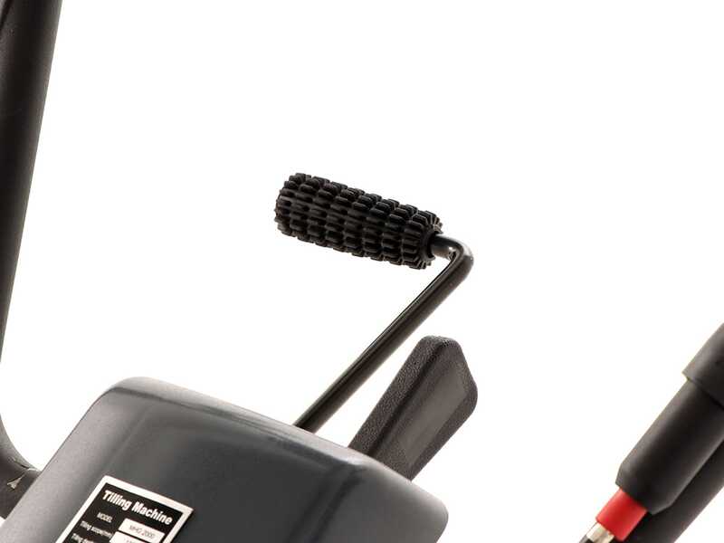 Motorhacke Blackstone MHG 2000 mit Benzinmotor von 212 ccm