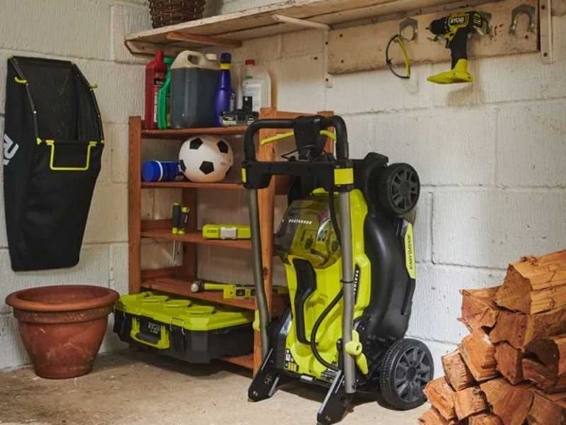 Ryobi RY18LMX40C-240 -Akku Rasenm&auml;her - 2x18V/4Ah - Schnittbreite 40 cm