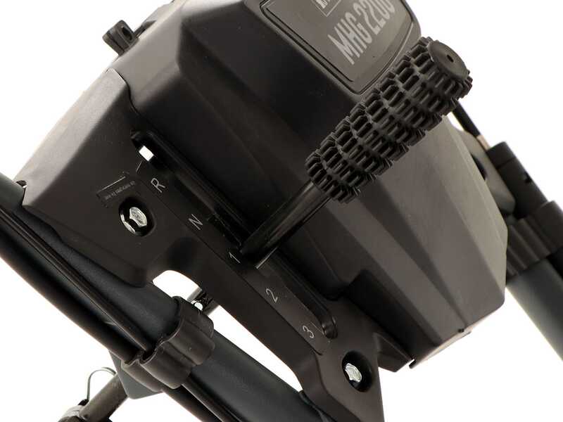 Motorhacke Blackstone MHG 2200 mit Benzinmotor von 212 ccm