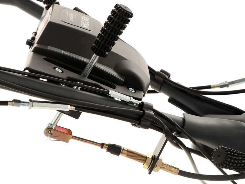 Motorhacke Blackstone MHG 2400 mit Benzinmotor von 212 ccm