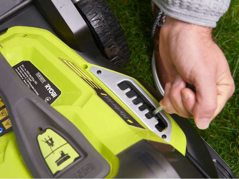 Ryobi Hybrid RY18LMH37A-225 - Akku Rasenm&auml;her - 2x36V/2.5Ah - Schnittbreite 37 cm