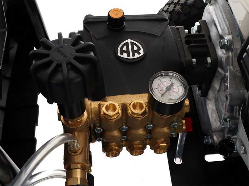 Benzin-Hochdruckreiniger DeWalt DXPW 008E mit 4-Takt-Motor Honda GX 160 - 190 bar - 600 l/h