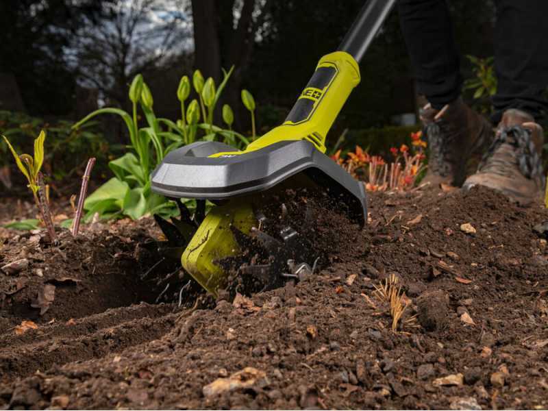 Akku-Bodenhacke RYOBI RY18CVA-0 - 18V - 4 Messer - OHNE AKKU UND LADEGER&Auml;T
