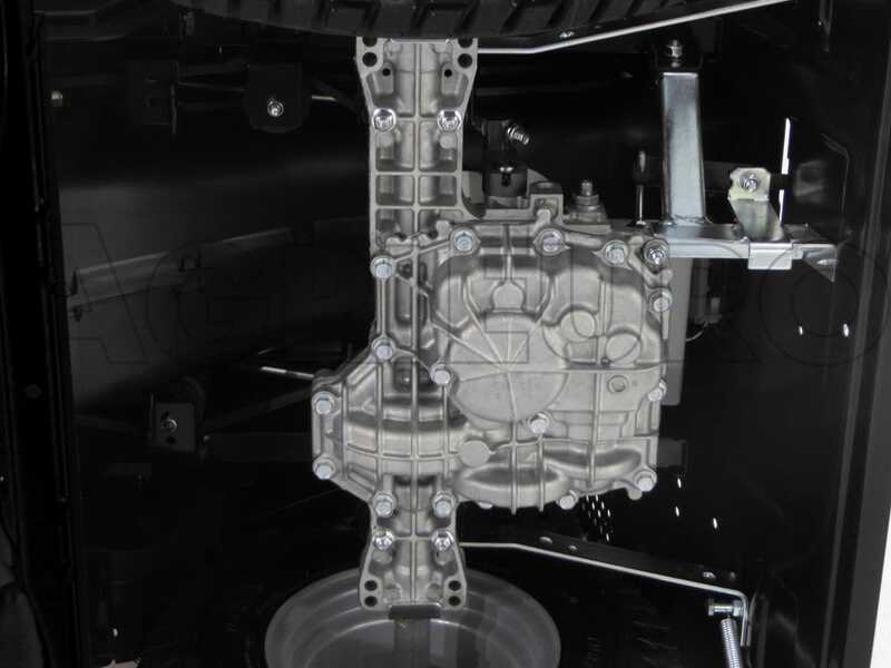 Rasentraktor Castelgarden XD 150 HD mit Seitenauswurf und  Motor ST 400