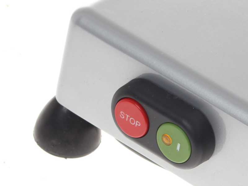 RGV Desy AF 250 AM Silver - Aufschnittmaschine mit geh&auml;rtetem Messer 250mm - 140W
