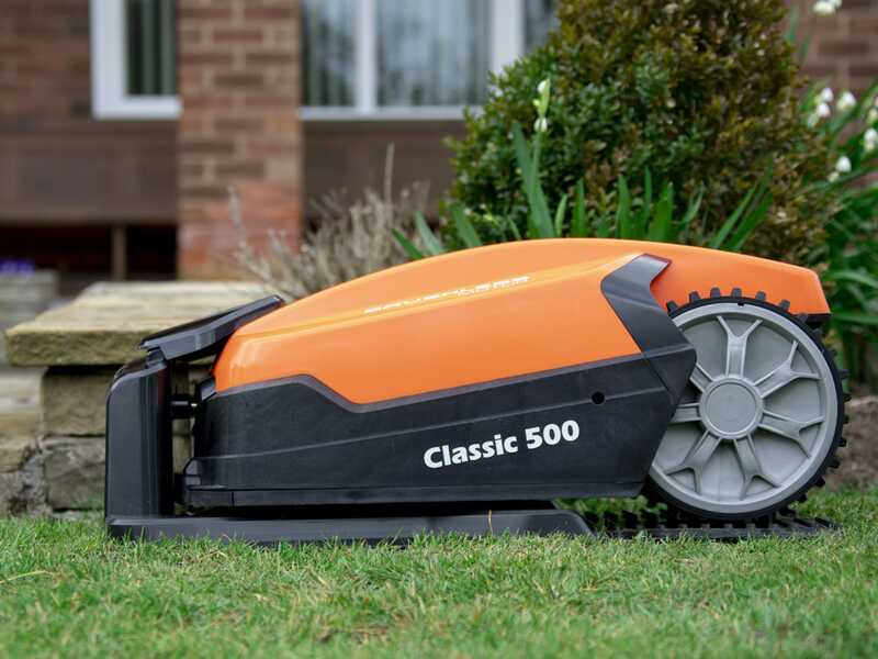 M&auml;hroboter Yard Force Classic 500B - Bluetooth integriert - Sto&szlig;sensoren