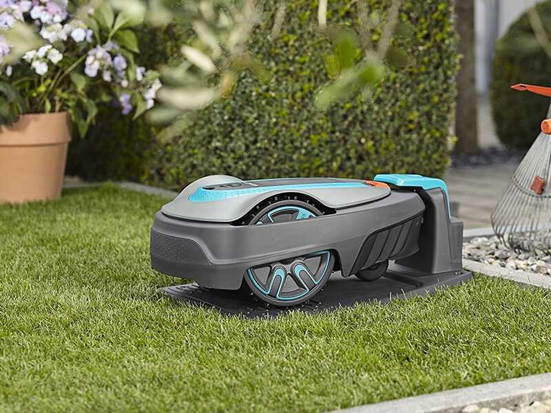 Gardena SILENO city 600 - M&auml;hroboter - Bluetooth - Schnittbreite 16 cm