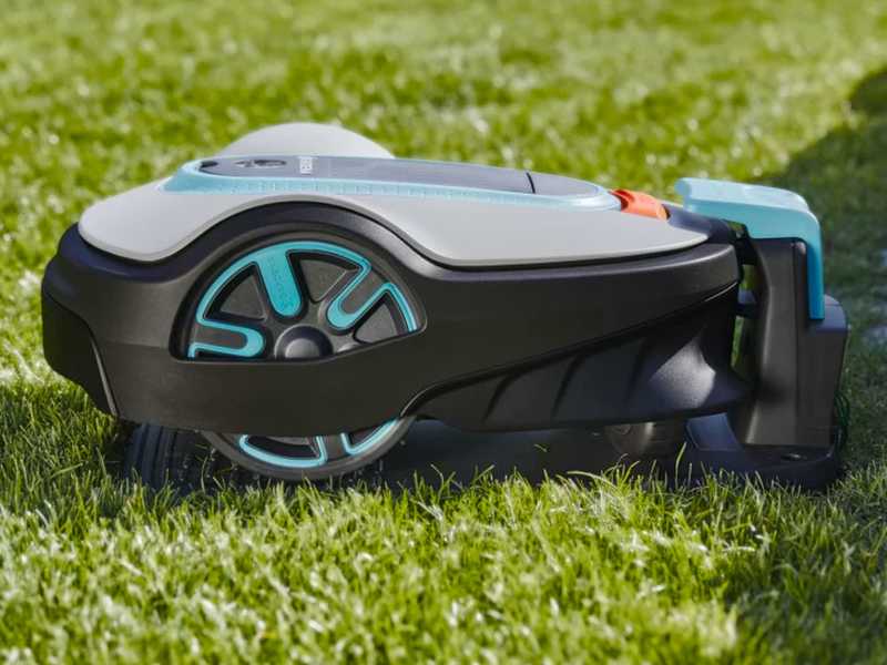 M&auml;hroboter Gardena SILENO life 1500 - empfohlene Fl&auml;che 1500 m&sup2; - Schnittbreite 22 cm