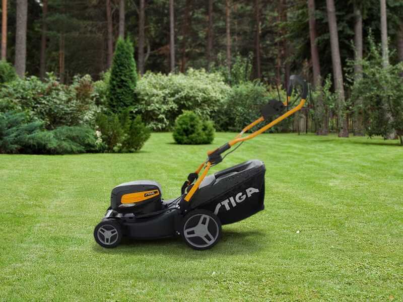 Stiga Combi 748e V - Akku-Rasenm&auml;her  - 2x 48V/5Ah - Schnittbreite 46 cm