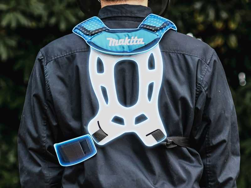 Akku-Hochentaster mit Teleskopschaft Makita UA004G 40V 4Ah - Akku und Ladeger&auml;t enthalten