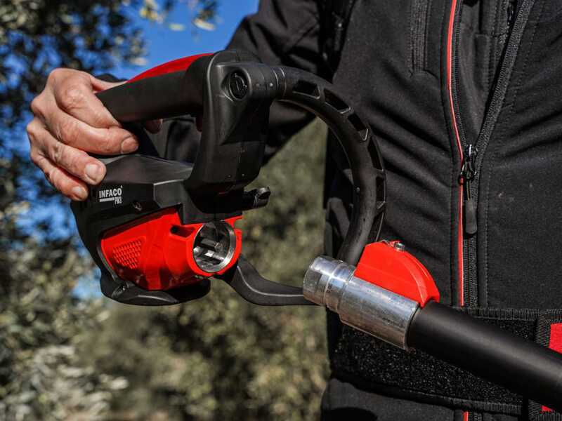 Akku-Olivenr&uuml;ttler Infaco V5000P3EF - Fester Schaft 250 cm - Akku-Rucksack im Lieferumfang enthalten