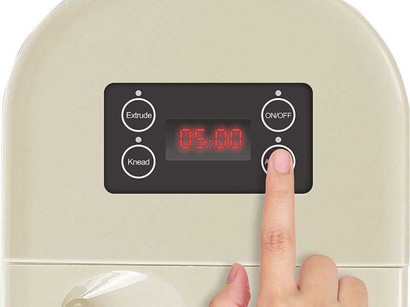 Elektrische Nudelmaschine 2 in 1 Beper Pasta Mia - zum Kneten und Pressen