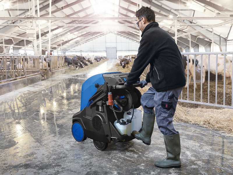 Profi-Hei&szlig;wasser-Hochdruckreiniger dreiphasig Nilfisk MH 5M