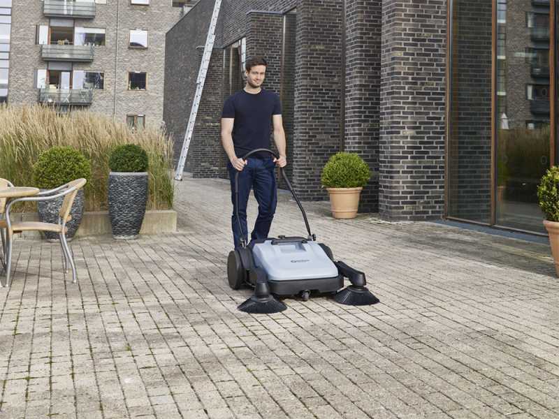 Nilfisk SW 250 - Handkehrmaschine - mit Fangkorb
