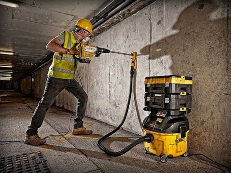 Industrie-Nass- und Trockensauger DeWALT DWV901LT-QS