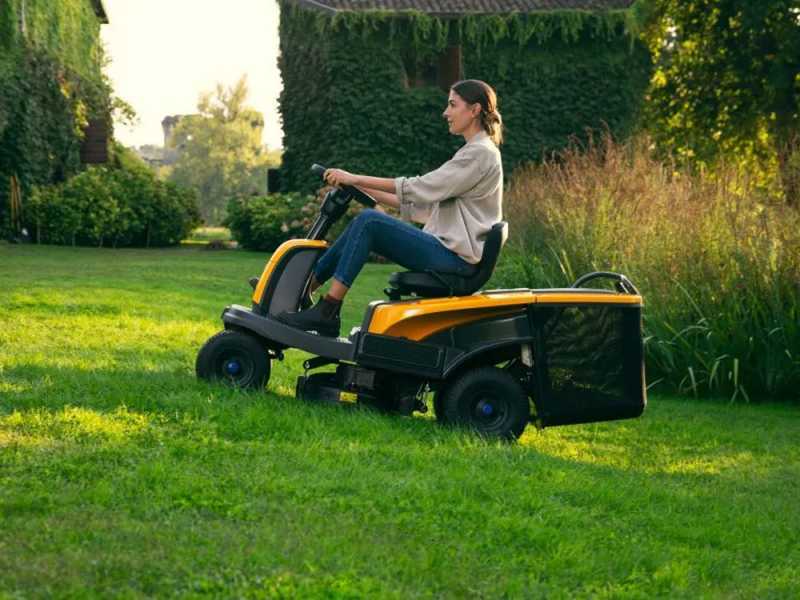 Akku-Rasentraktor Stiga SWIFT 372e - ePower Akkus - 72 cm Schnittbreite