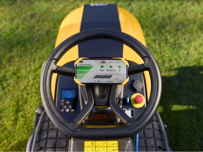 Akku-Rasentraktor Stiga Tornado 7108e - 48V/64Ah Akku-Elektromotor - Seitenauswurf