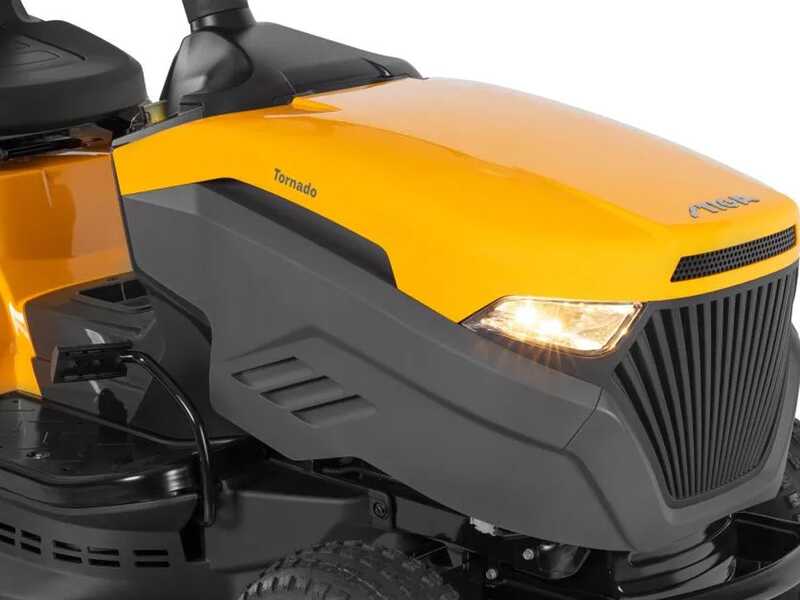 STIGA Tornado 398 &ndash; Rasentraktor mit Seitenauswurf und Mulchfunktion