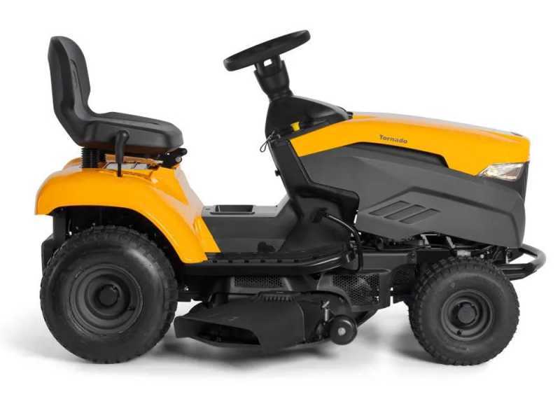 Stiga Tornado 398 M - Rasentraktor - mechanisches Getriebe und Seitenauswurf